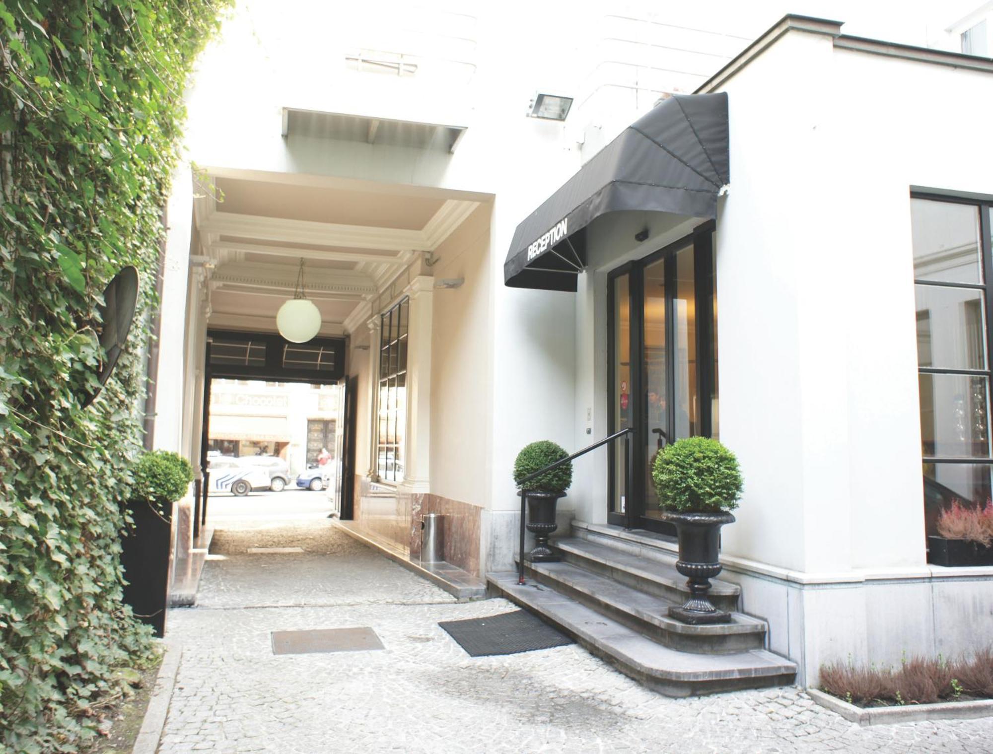 Hotel La Legende Bruksela Zewnętrze zdjęcie