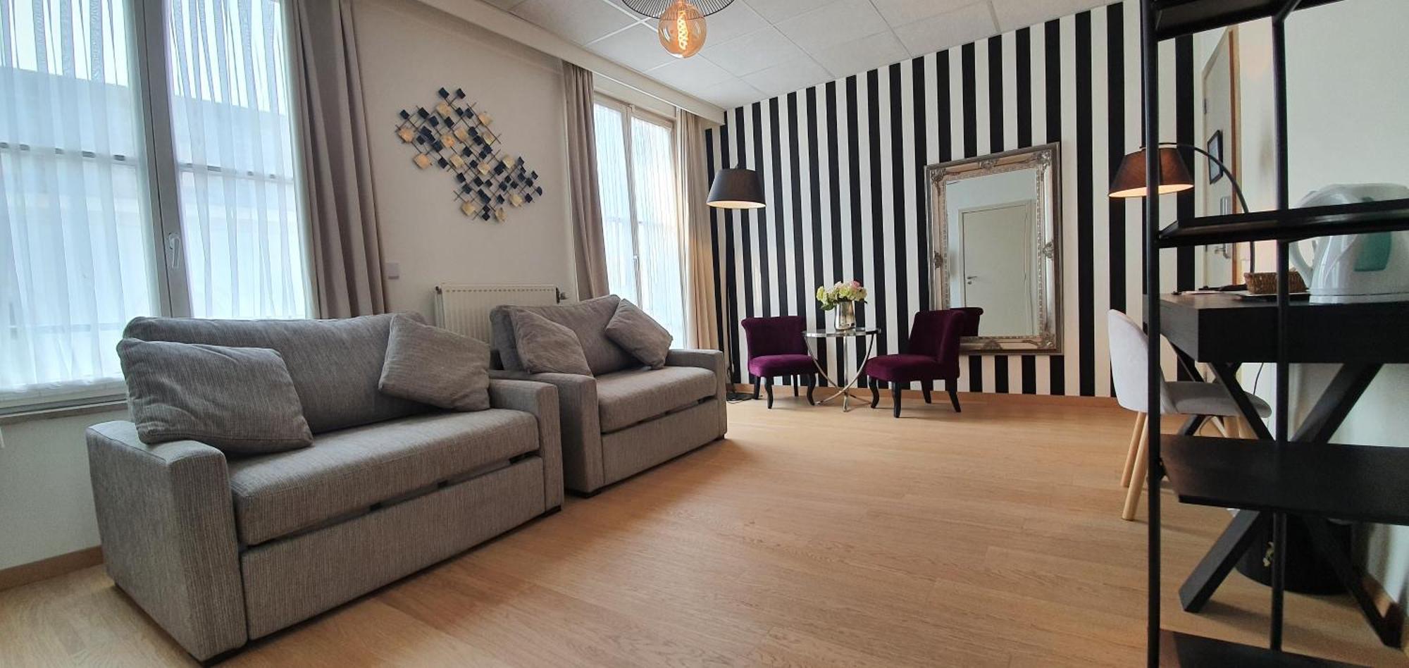 Hotel La Legende Bruksela Zewnętrze zdjęcie