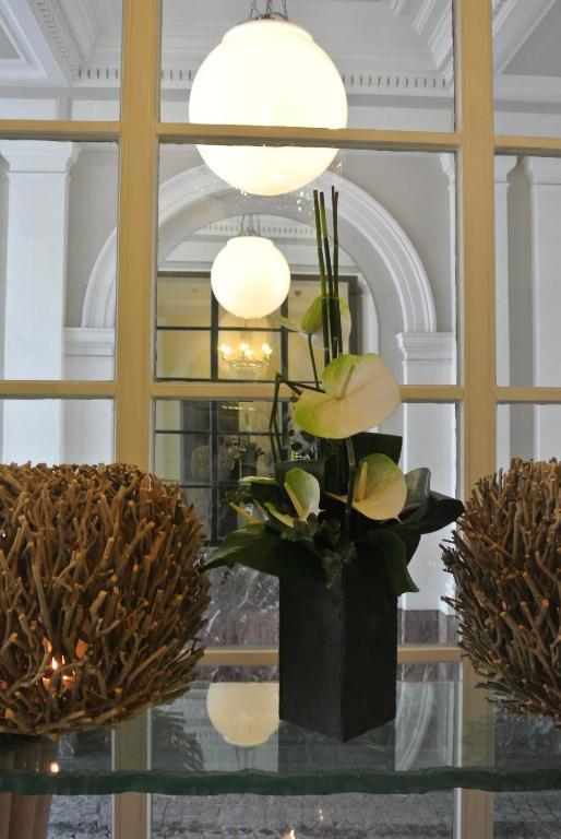 Hotel La Legende Bruksela Zewnętrze zdjęcie